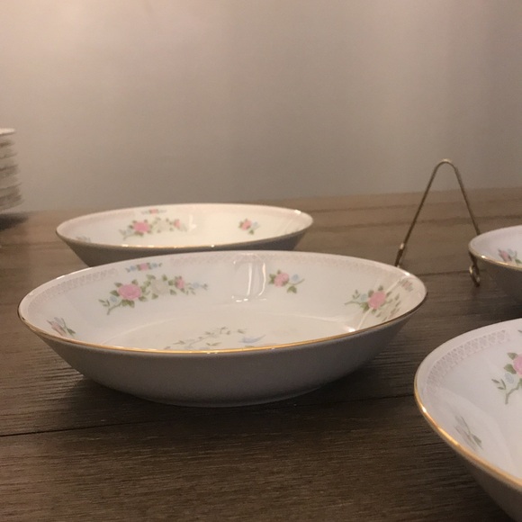 Crown Ming bird of paradise 7 1/2” soup bowl set of 4 euc (a) - Picture 6 of 8